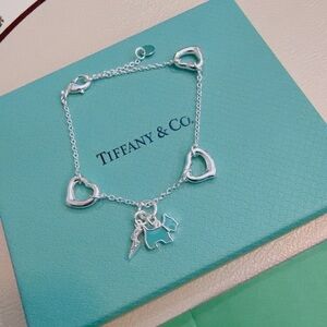 TIFFANY & CO. bracelet.